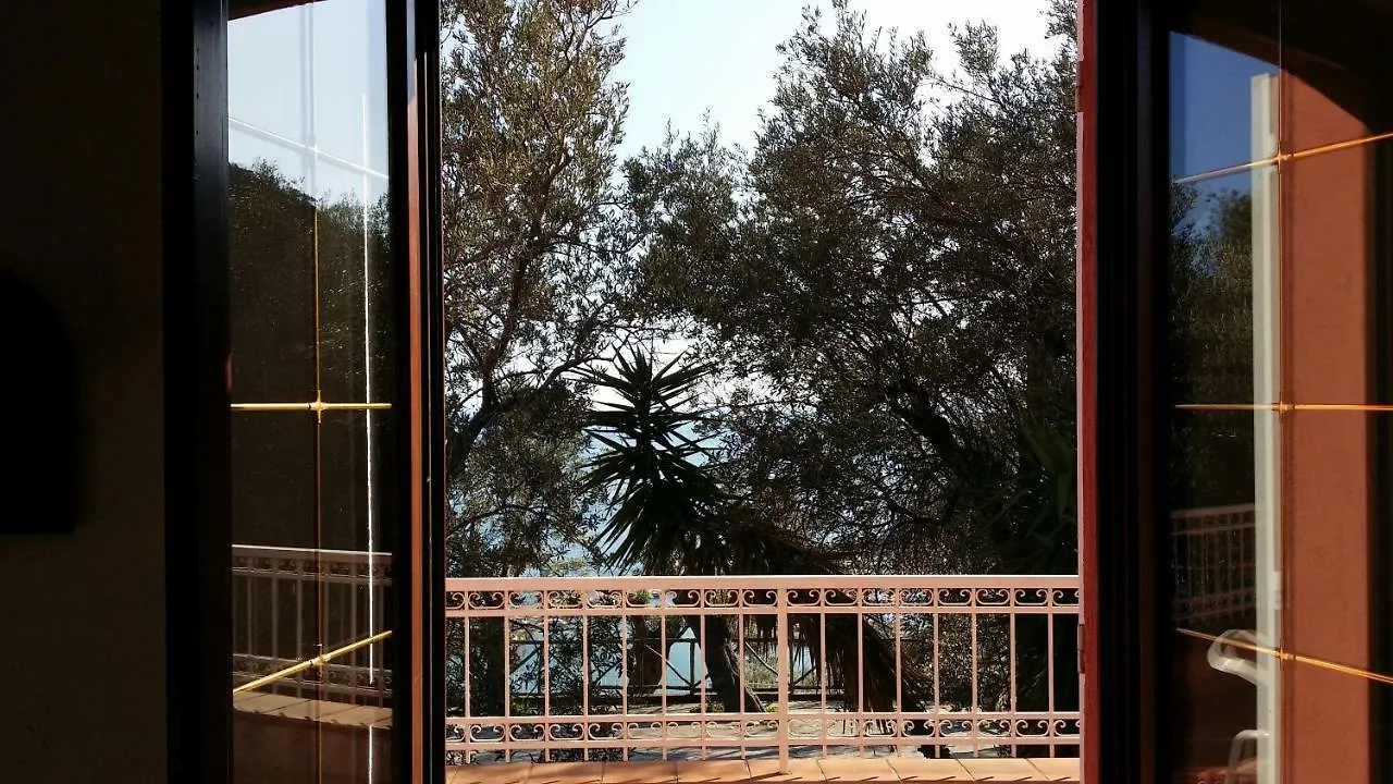 Casa Oleandro Villa Finale Ligure Italy